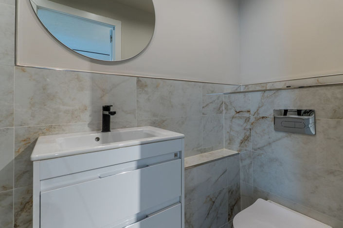 Image No.6-1 Bed Property for sale