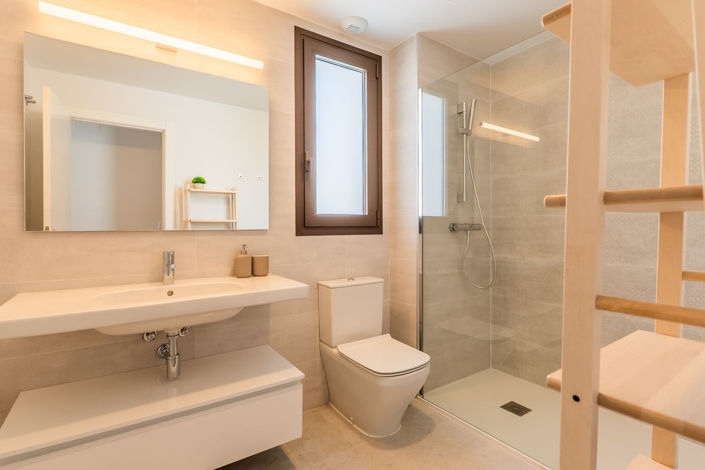 Image No.12-3 Bed Apartment for sale