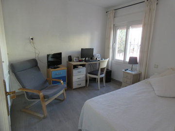 12-53013098fcab6c38b1379cd33298e050