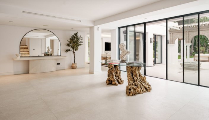 Image No.5-5 Bed Villa for sale