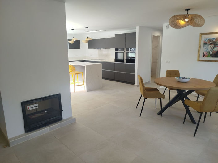 Image No.25-4 Bed Villa for sale