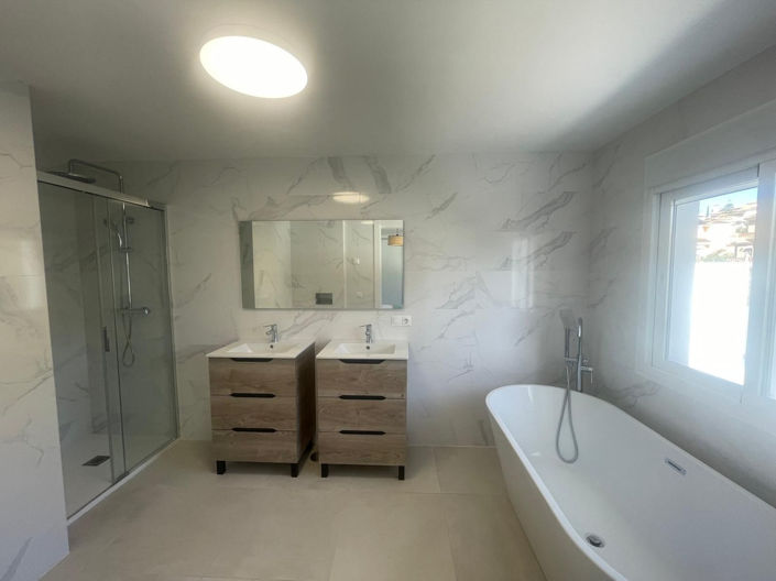 Image No.46-4 Bed Villa for sale