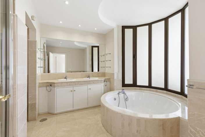 Image No.7-4 Bed Apartment for sale