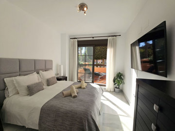 8-e64a9055bba3e77ac8aca3b893cdf826