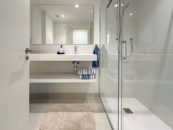 Image No.19-2 Bed Apartment for sale