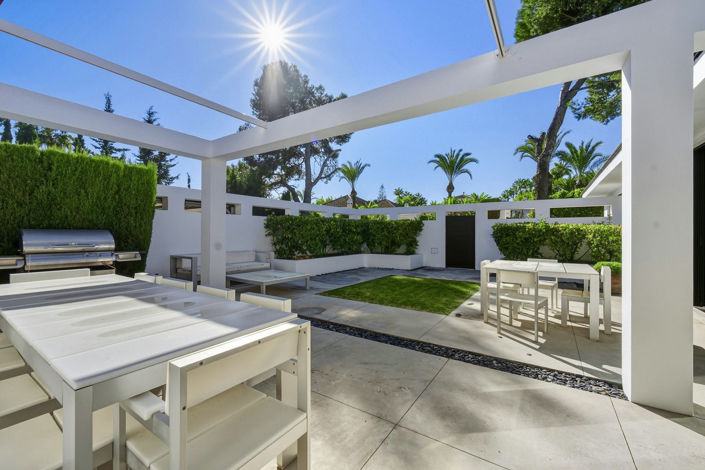 Image No.17-6 Bed Villa for sale