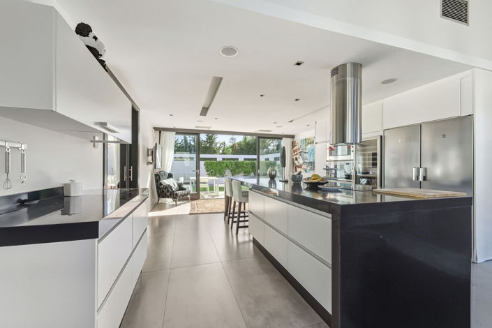 Image No.23-6 Bed Villa for sale