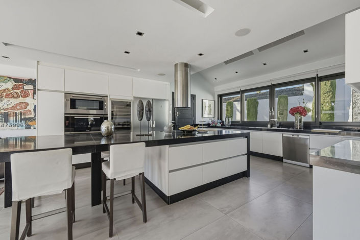 Image No.28-6 Bed Villa for sale