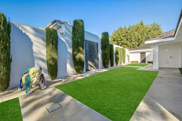 Image No.31-6 Bed Villa for sale