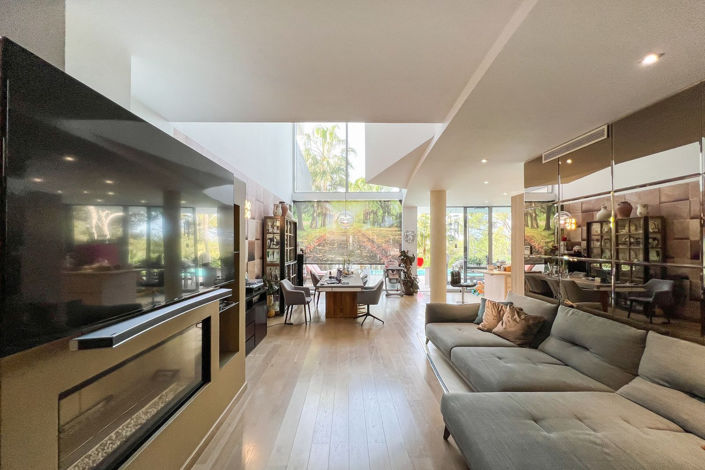 Image No.12-4 Bed Villa for sale