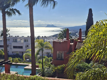 2-5bd7b9d04b45e33852eaf0ec6670150d