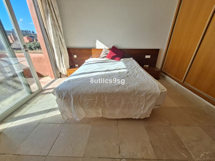 Image No.29-2 Bed Townhouse for sale