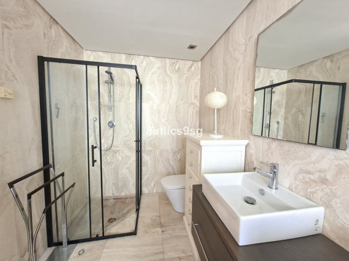 Image No.30-2 Bed Townhouse for sale