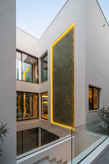 Image No.33-6 Bed Villa for sale