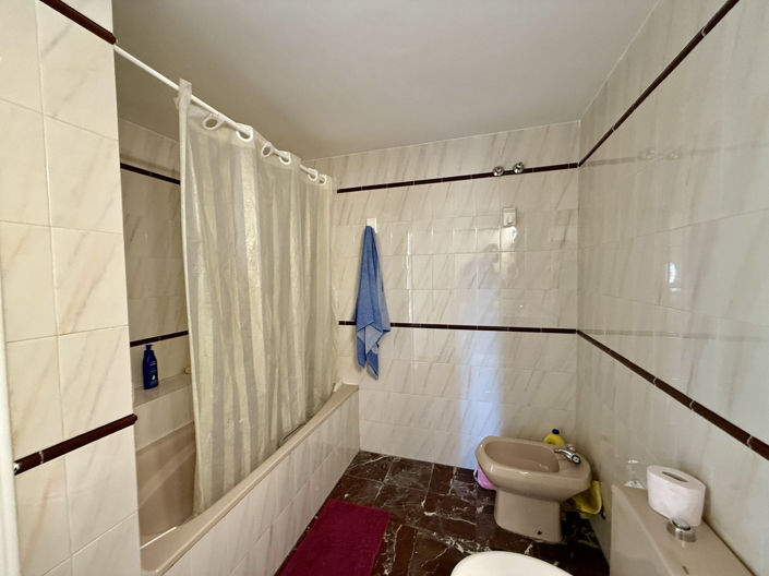 Image No.23-1 Bed Apartment for sale