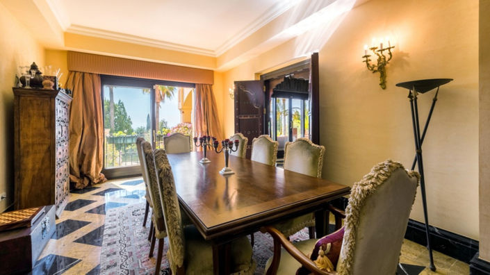 Image No.14-6 Bed Villa for sale