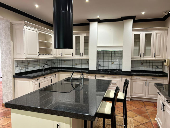 Image No.21-6 Bed Villa for sale