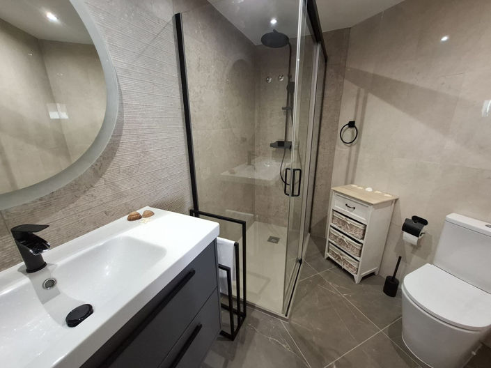 Image No.15-3 Bed Apartment for sale