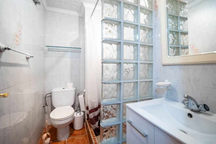 Image No.10-3 Bed Apartment for sale