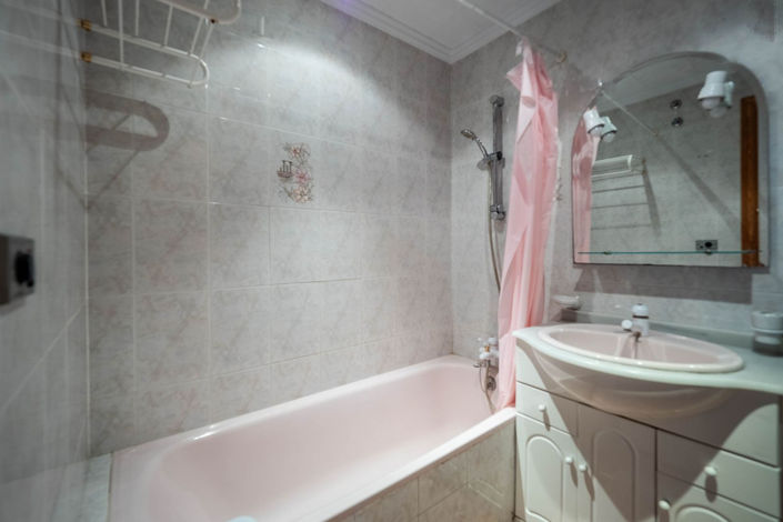 Image No.7-3 Bed Apartment for sale