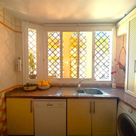 10-bb915d1cb19341576dcdc994b81ab9c5