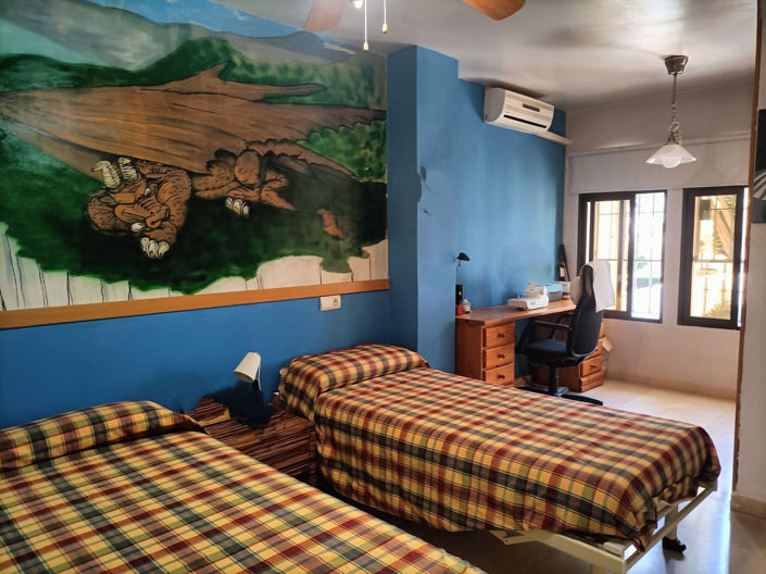 Image No.22-4 Bed Townhouse for sale