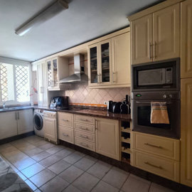 7-aa4cc561180b369757c0bb4af9886cd3