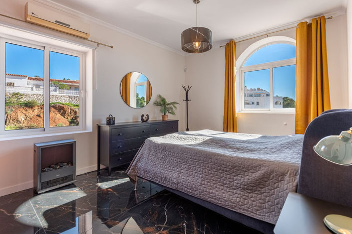 Image No.19-4 Bed Villa for sale