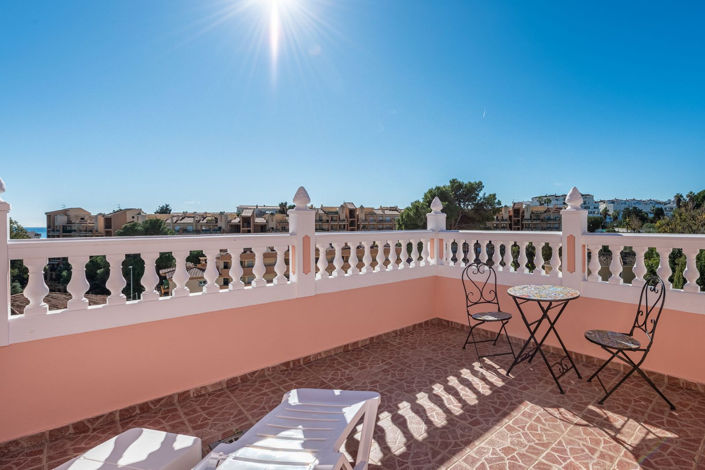 Image No.23-4 Bed Villa for sale