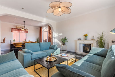 4-c23c0f86247804fa50226aecd8b0b2c8