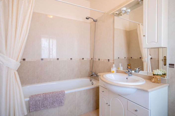 Image No.14-4 Bed Villa for sale