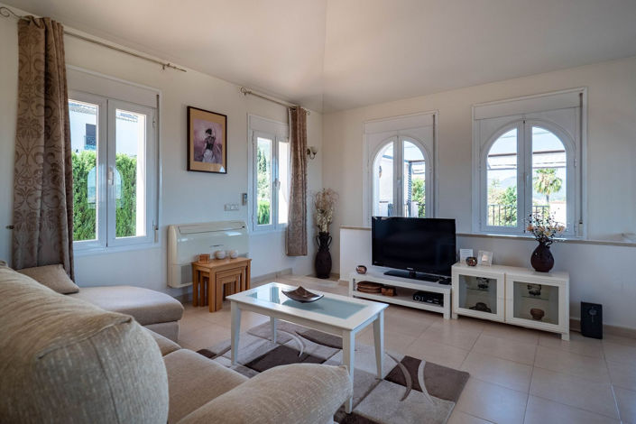 Image No.18-4 Bed Villa for sale