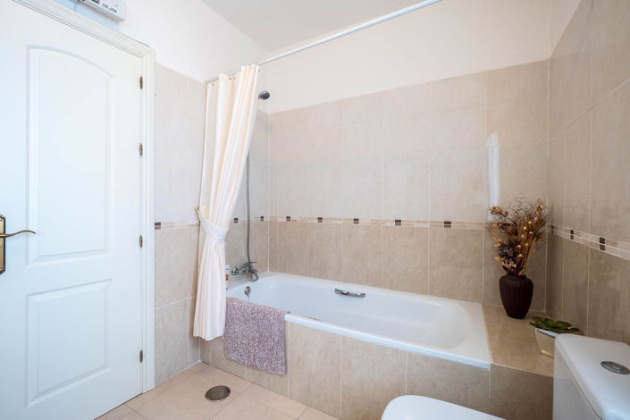 Image No.36-4 Bed Villa for sale