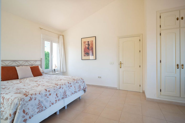 Image No.8-4 Bed Villa for sale