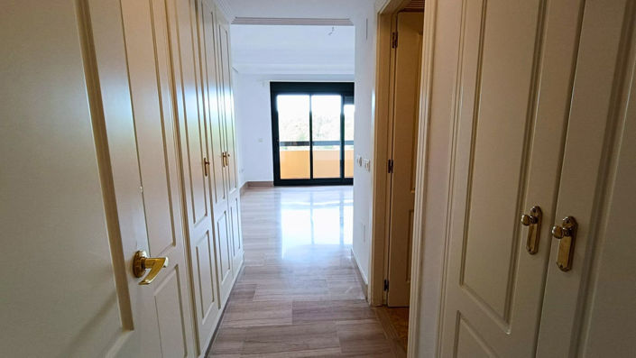 Image No.13-3 Bed Apartment for sale