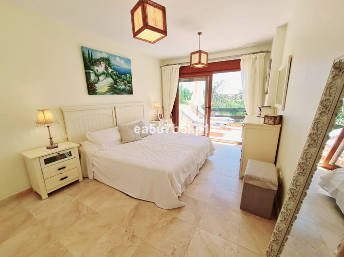 Image No.8-2 Bed Apartment for sale