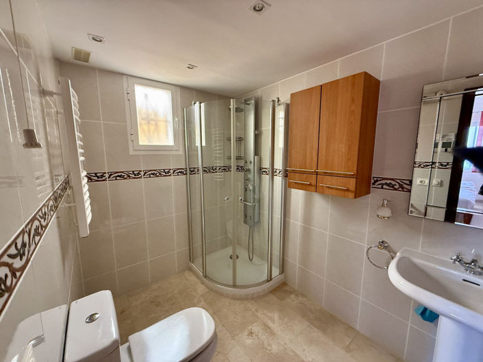 Image No.24-4 Bed Villa for sale