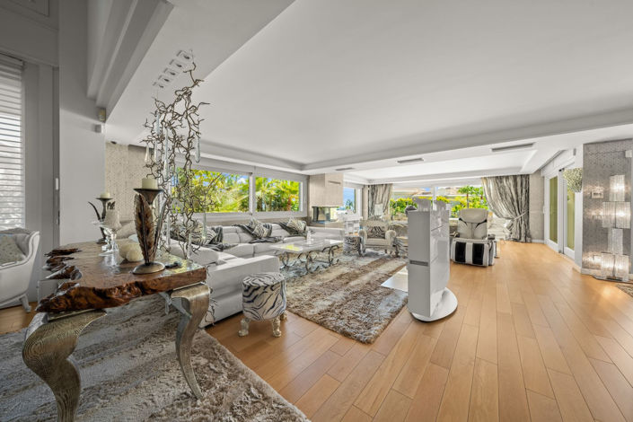 Image No.24-8 Bed Villa for sale