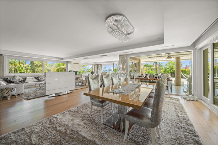 Image No.25-8 Bed Villa for sale