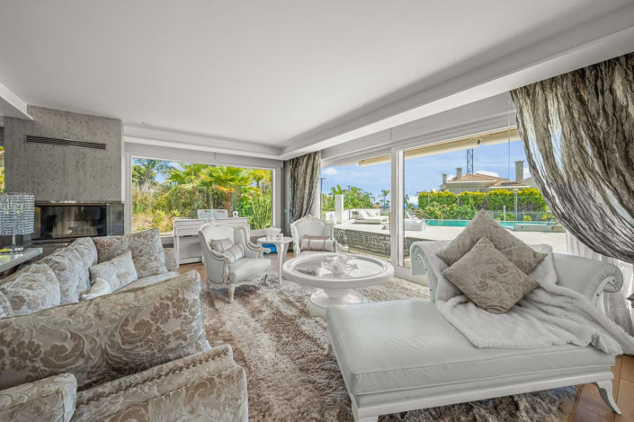 Image No.26-8 Bed Villa for sale