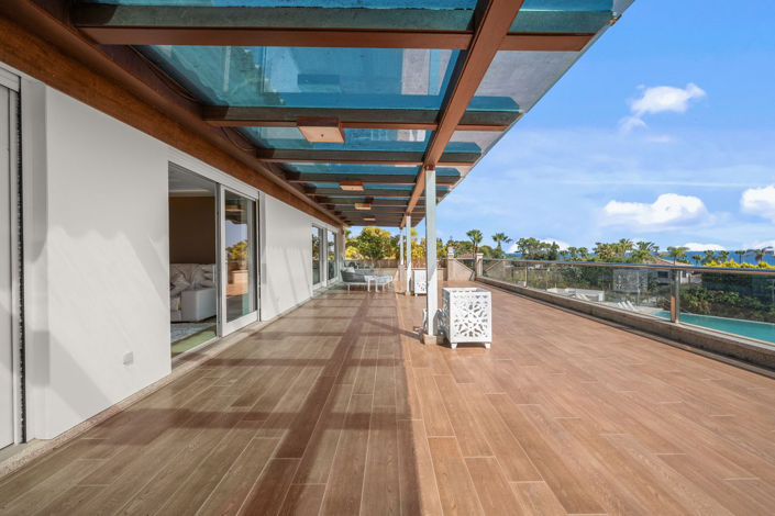 Image No.6-8 Bed Villa for sale