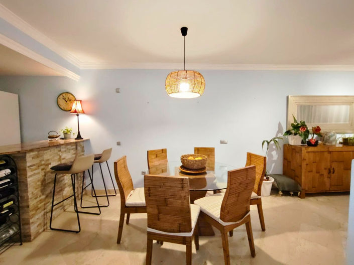 Image No.11-5 Bed Townhouse for sale