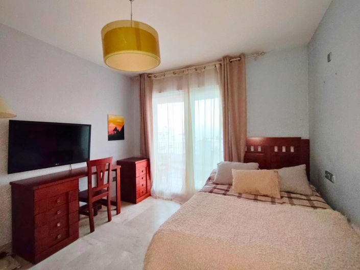 Image No.15-5 Bed Townhouse for sale