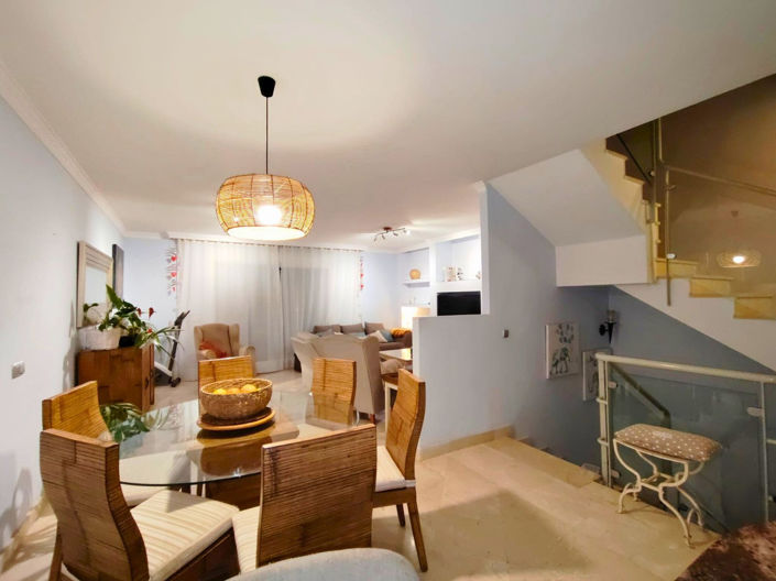 Image No.4-5 Bed Townhouse for sale