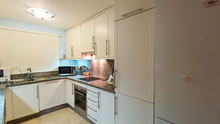 Image No.9-5 Bed Townhouse for sale