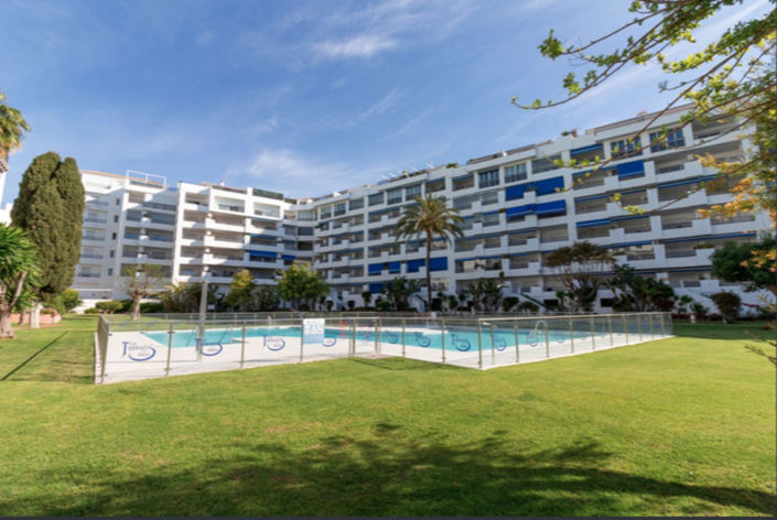 Image No.24-3 Bed Apartment for sale