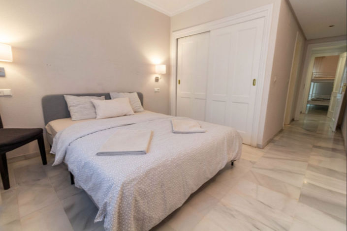 Image No.8-3 Bed Apartment for sale