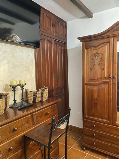 Image No.12-2 Bed Townhouse for sale