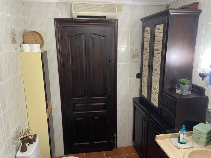 Image No.14-2 Bed Townhouse for sale