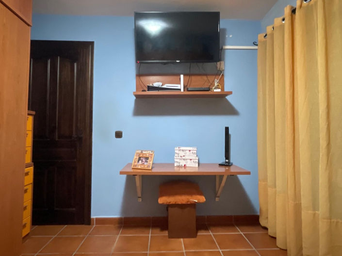 Image No.19-2 Bed Townhouse for sale